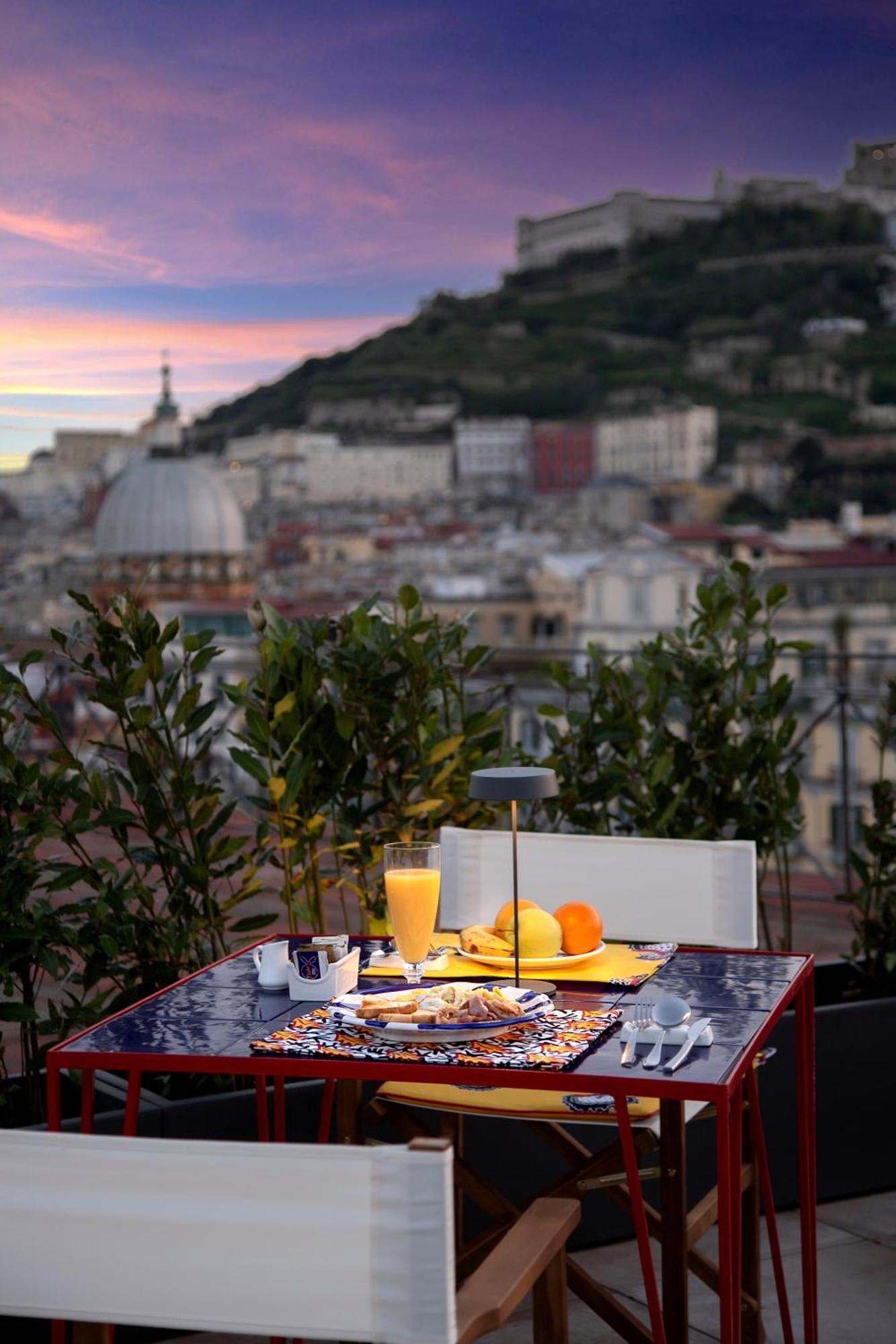 Galleria Port'Alba - Suites & Rooftop Naples Luaran gambar