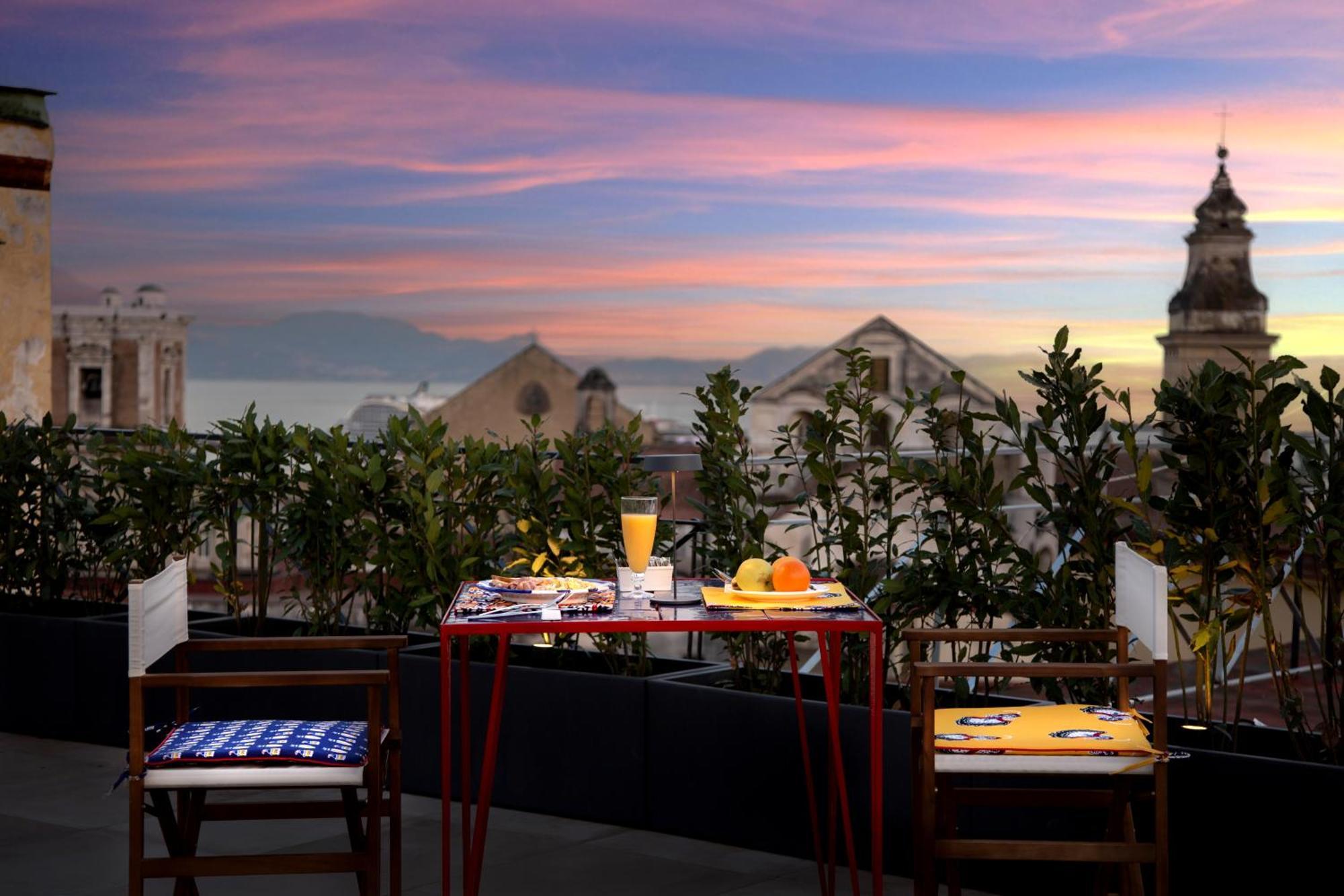 Galleria Port'Alba - Suites & Rooftop Naples Luaran gambar